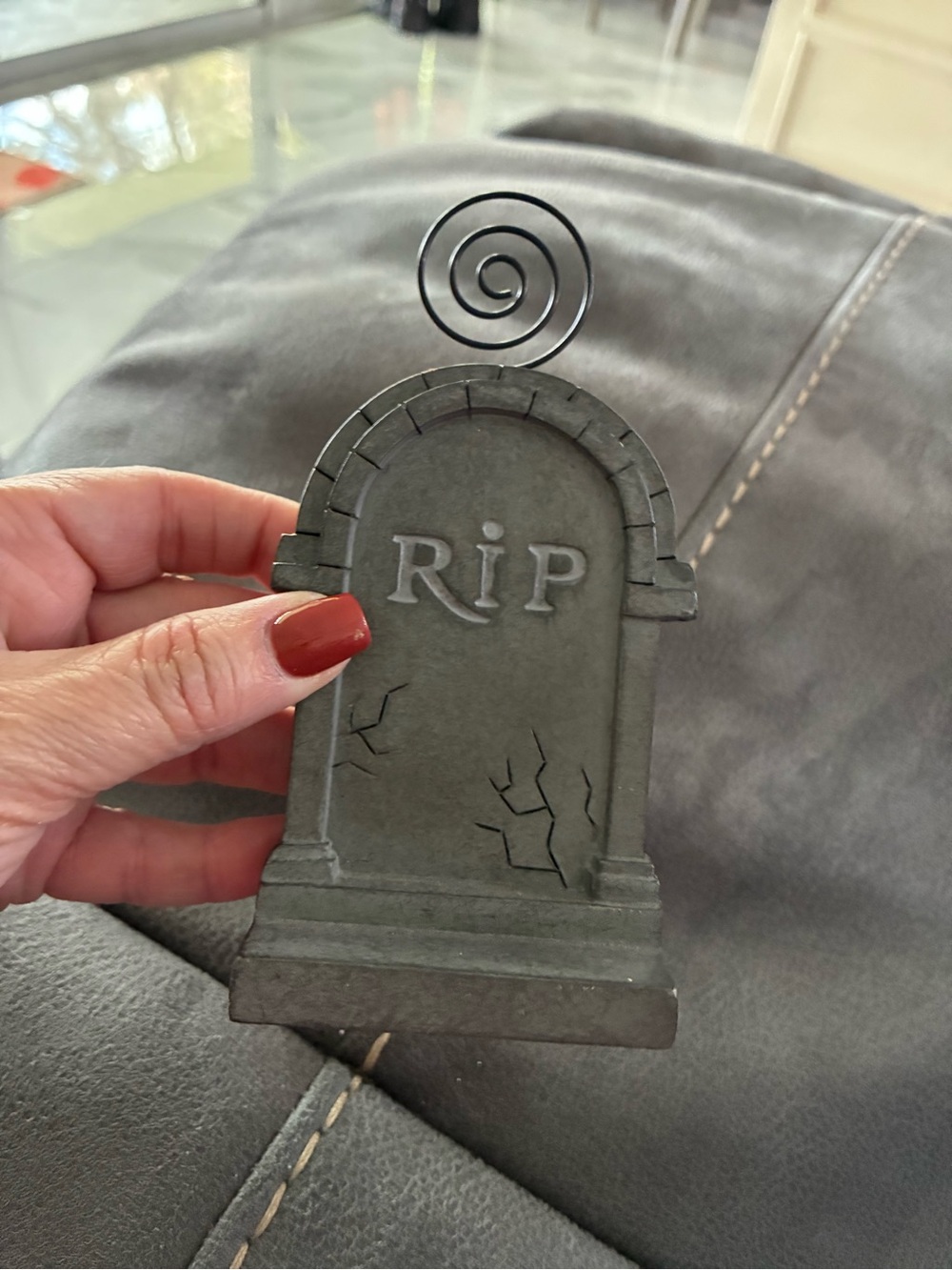 Target Gray Photo Clip